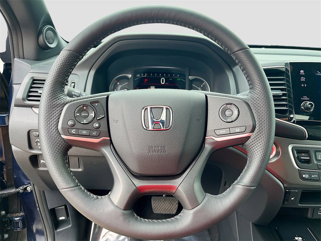 Used 2025 Honda Passport EX-L image 11
