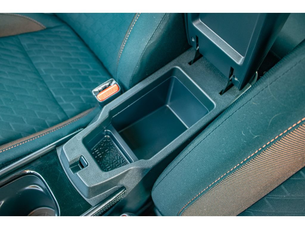 Used 2024 Nissan Kicks SR FWD image 31