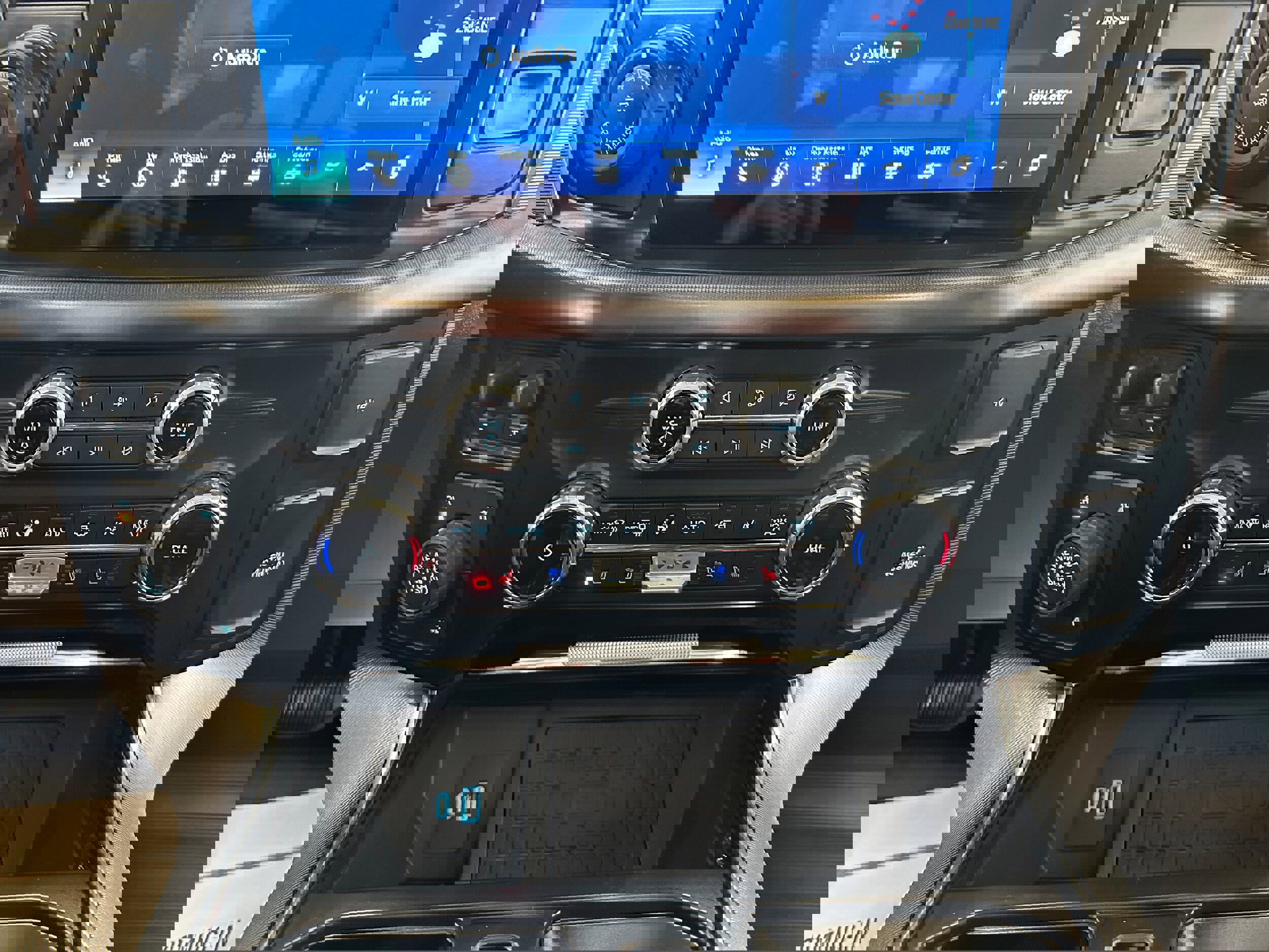 Used 2023 Ford F150 Platinum w/ Equipment Group 701A High image 21