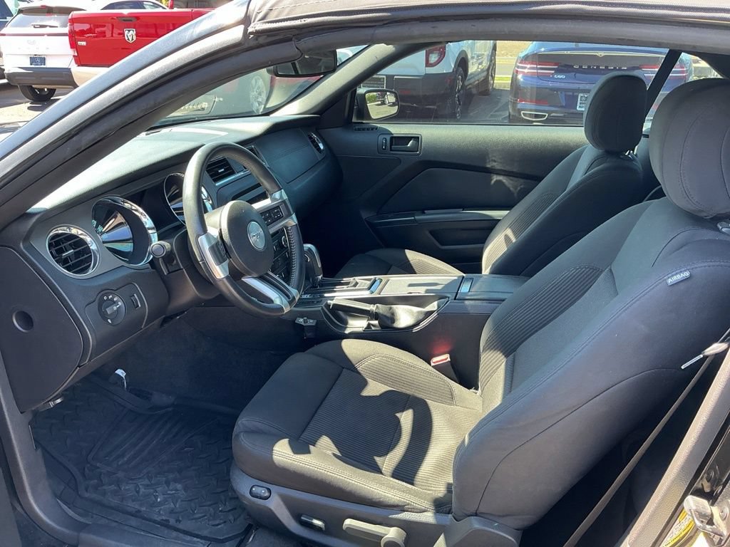 Used 2013 Ford Mustang GT RWD image 7