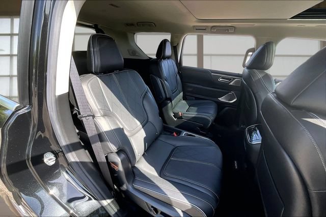 Used 2025 INFINITI QX80 Sensory AWD/4WD image 26