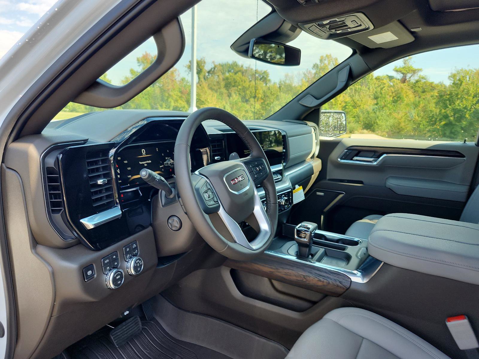 New 2026 GMC Sierra 1500 SLT w/ SLT Premium Plus Package image 14