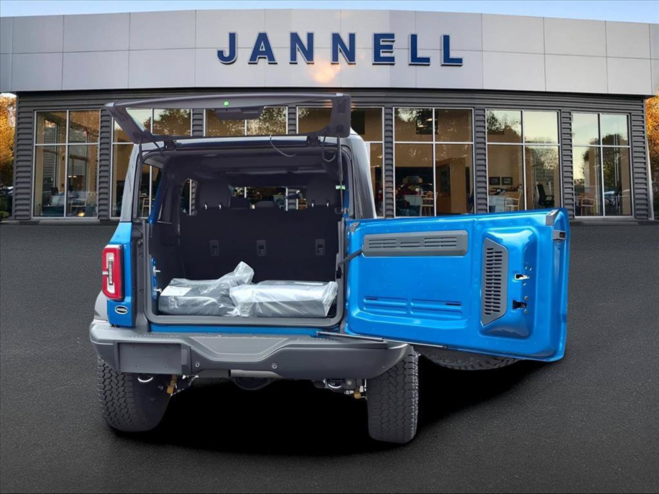 New 2025 Ford Bronco Badlands w/ Sasquatch Package AWD/4WD image 70