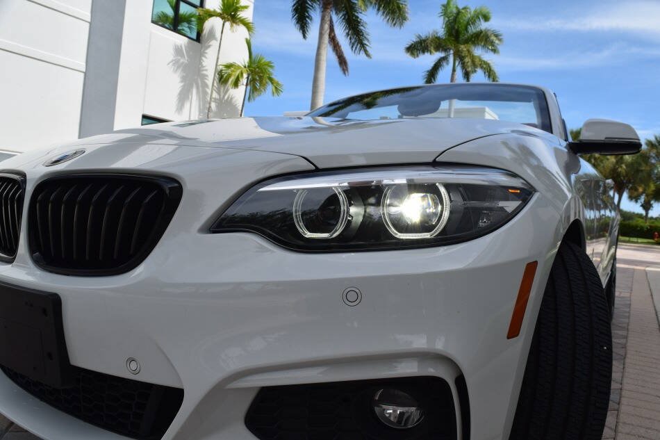 Used 2021 BMW 230i xDrive Convertible AWD/4WD image 35