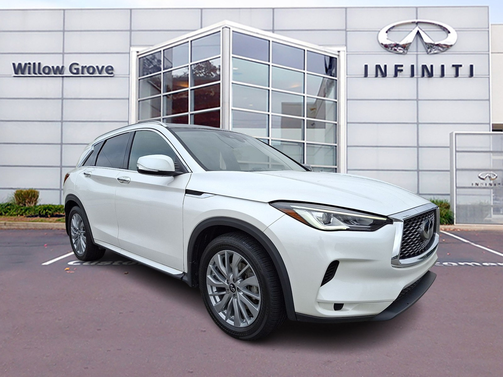 Certified 2023 INFINITI QX50 Luxe AWD/4WD image 1