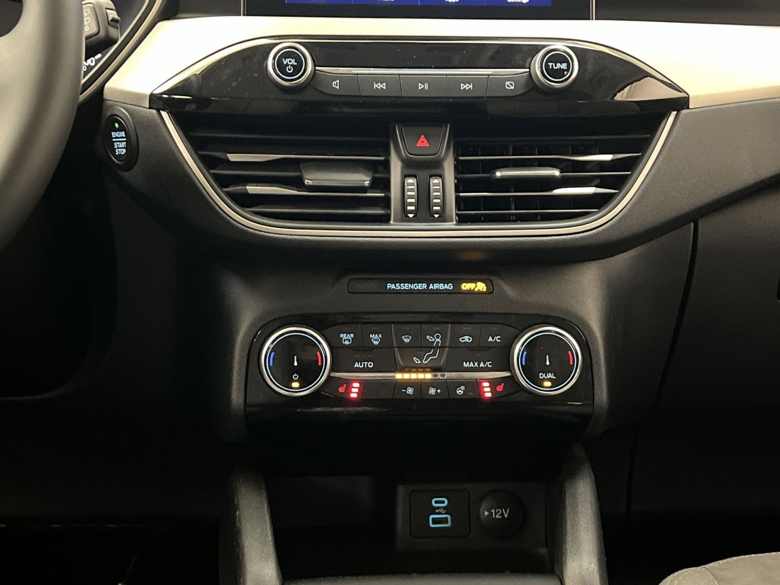 Used 2022 Ford Escape SE w/ Convenience Package image 19