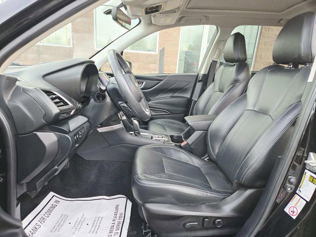 Used 2020 Subaru Forester Limited image 12
