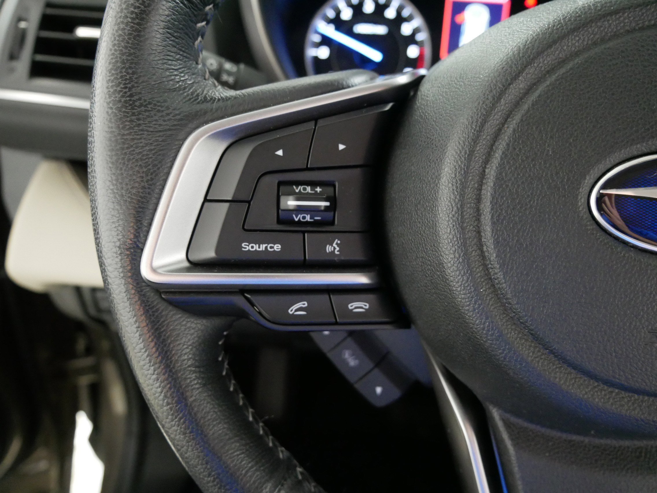 Used 2021 Subaru Ascent Limited w/ Popular Package #2 image 27