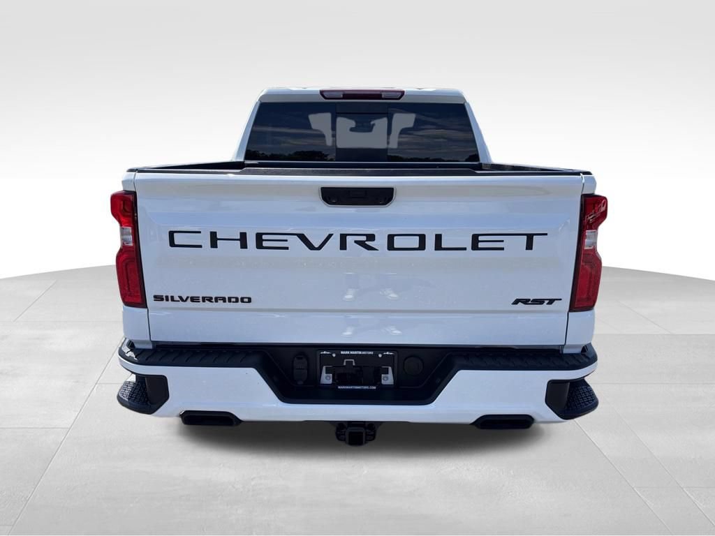 Used 2024 Chevrolet Silverado 1500 RST w/ Redline Edition AWD/4WD image 18