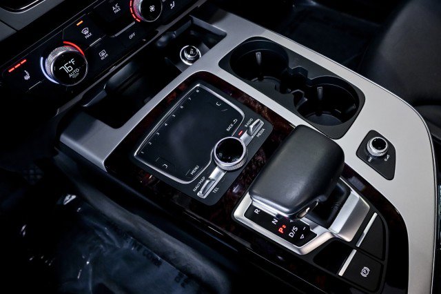 Used 2019 Audi Q7 2.0T Premium w/ Cold Weather Package image 37