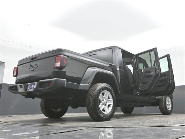 Used 2022 Jeep Gladiator Sport image 50