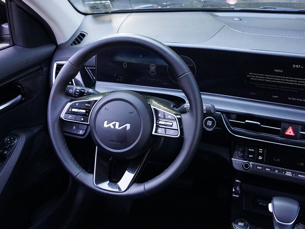 Used 2024 Kia Seltos S AWD/4WD image 35