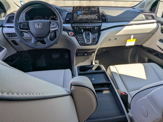 New 2026 Honda Odyssey Touring image 16