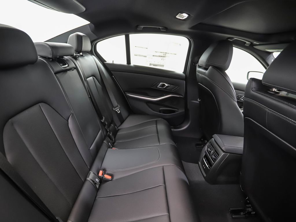 New 2026 BMW 330i xDrive Sedan w/ Premium Package image 27