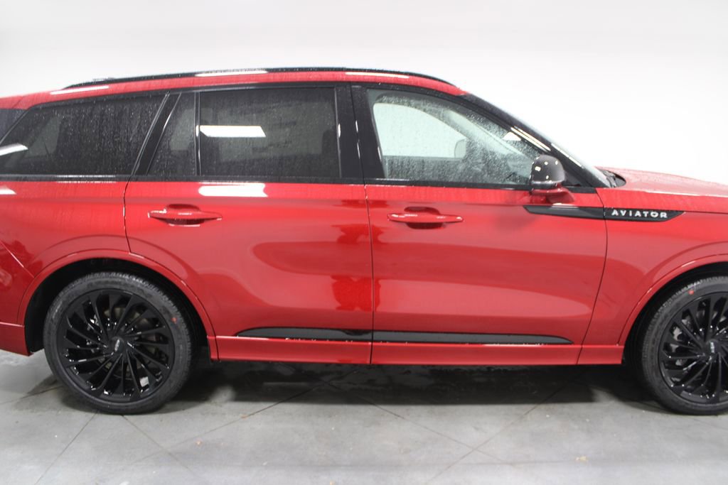 New 2026 Lincoln Aviator Reserve w/ Luxury Package RWD image 10