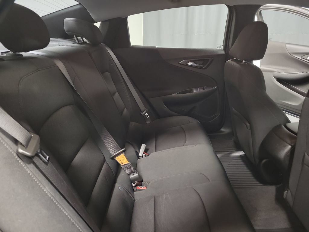 Used 2021 Chevrolet Malibu RS FWD image 28