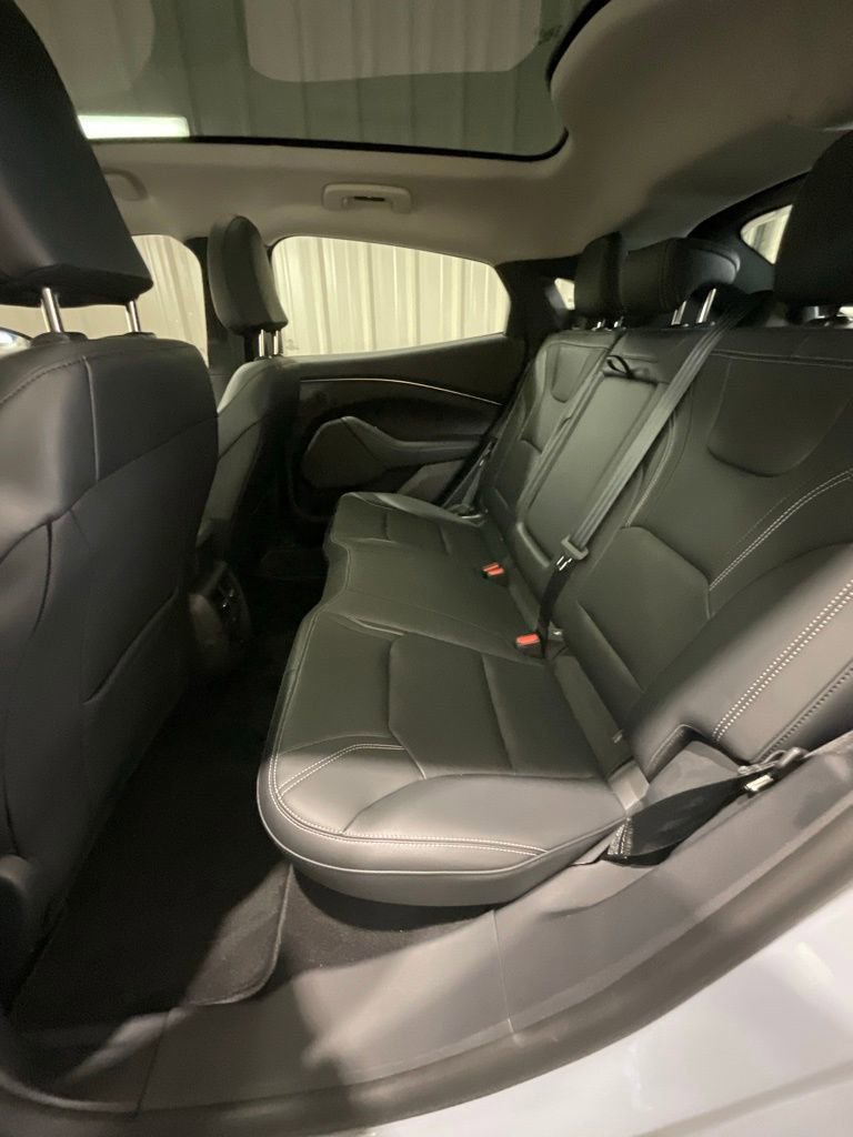 Used 2025 Ford Mustang Mach-E Premium image 9