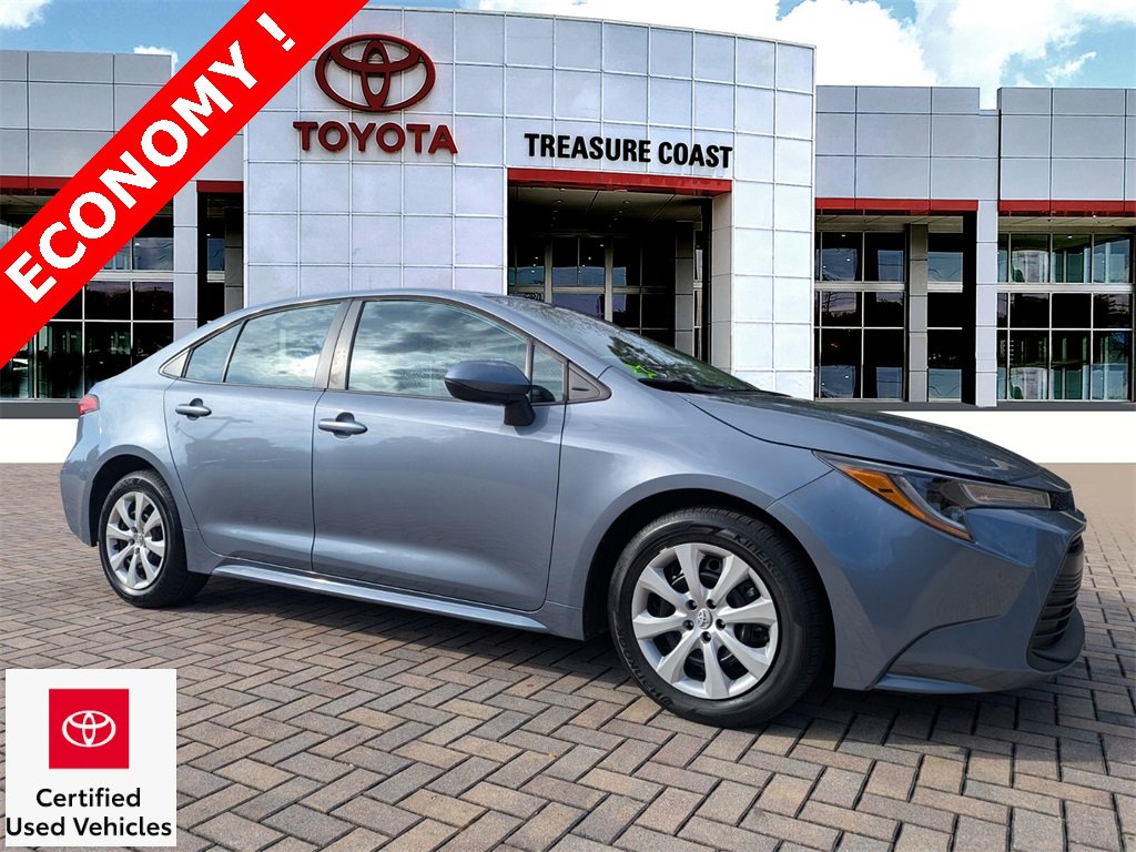 Certified 2024 Toyota Corolla LE image 1