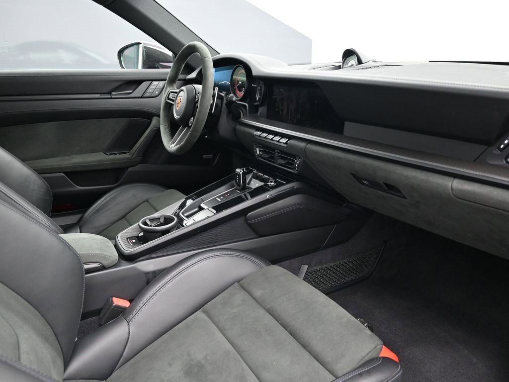 Used 2022 Porsche 911 Carrera 4 GTS image 12