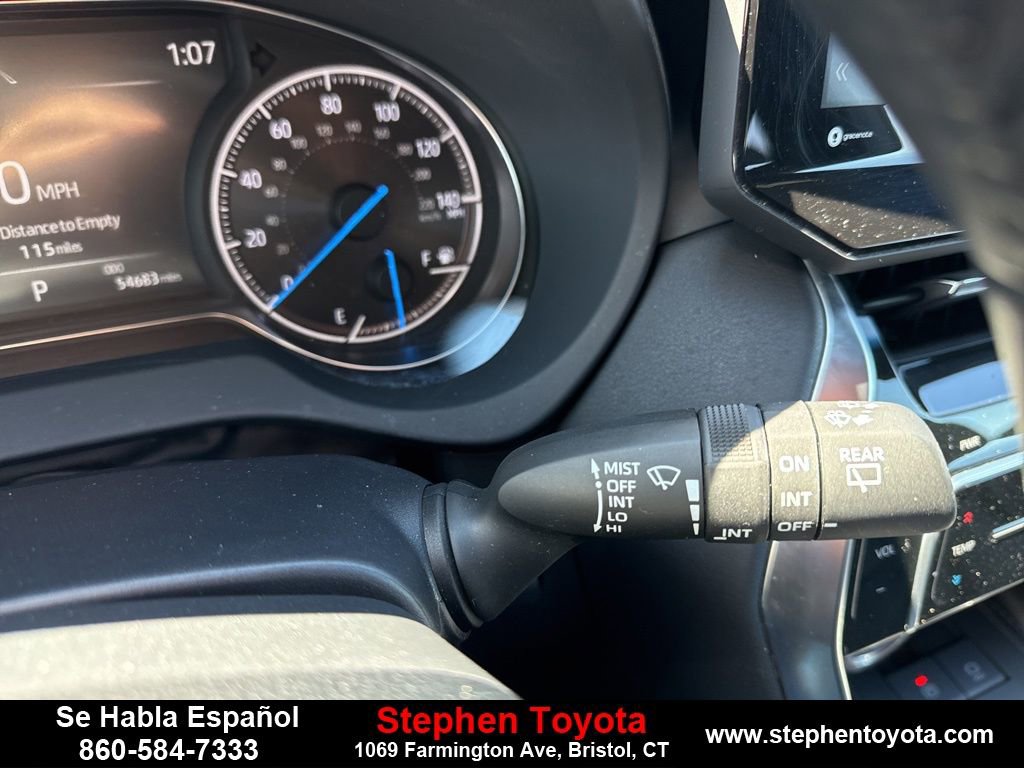 Used 2021 Toyota Venza XLE w/ Softex Package image 18