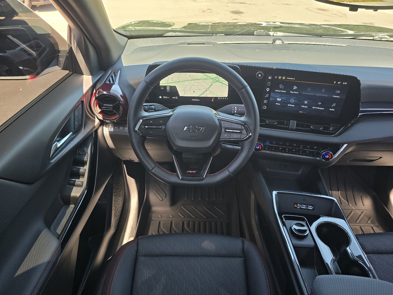 Used 2025 Chevrolet Equinox RS w/ Safety and Technology Package AWD/4WD image 13