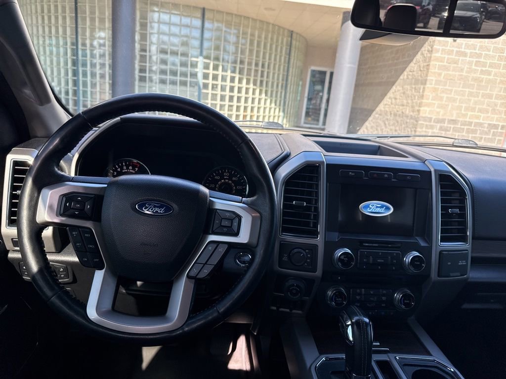 Used 2017 Ford F150 Lariat w/ Equipment Group 502A Luxury AWD/4WD image 11