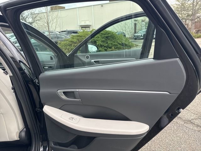 Used 2023 Hyundai Sonata SEL w/ Convenience Package image 32