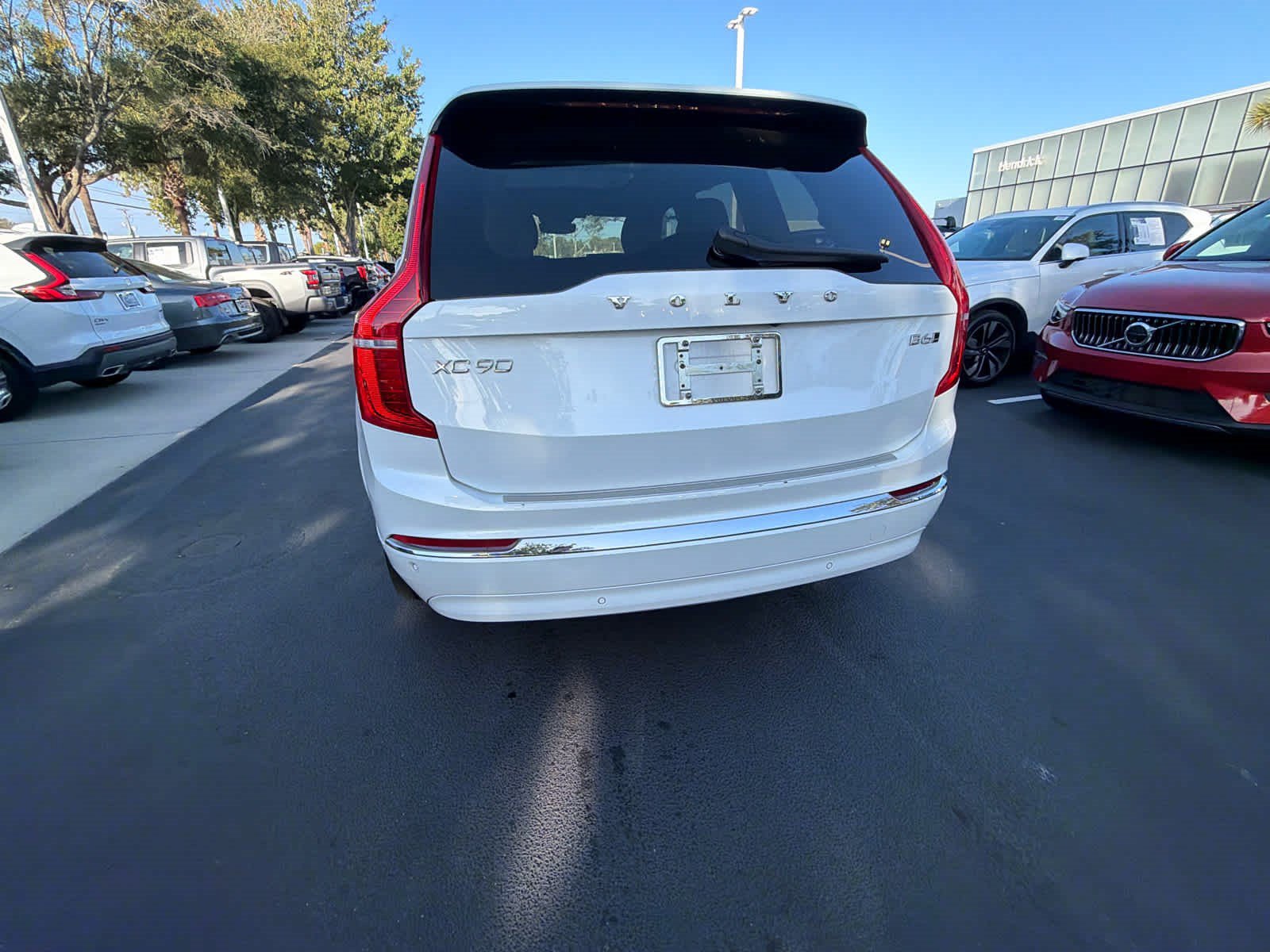 Used 2024 Volvo XC90 B6 Ultimate w/ Lounge Package AWD/4WD image 13