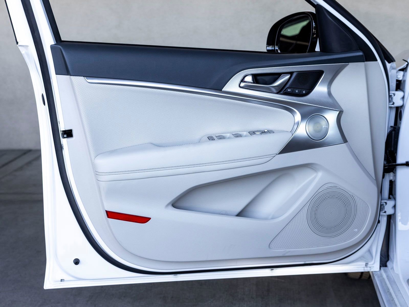 New 2026 Genesis G70 2.5T Prestige RWD image 14
