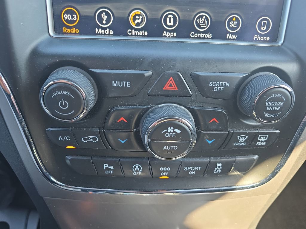 Used 2018 Jeep Grand Cherokee Laredo image 30