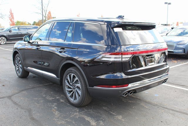 New 2026 Lincoln Aviator AWD image 5