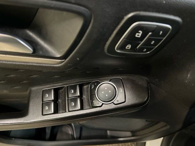 Used 2020 Ford Escape SEL image 19