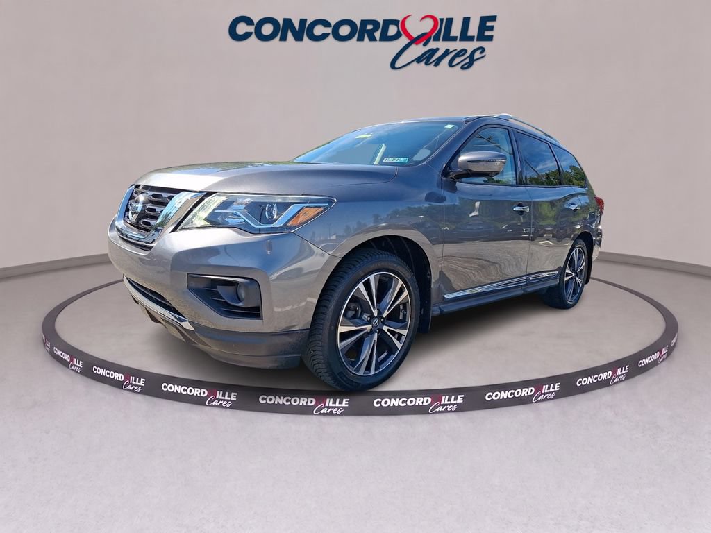 Used 2018 Nissan Pathfinder Platinum AWD/4WD image 3