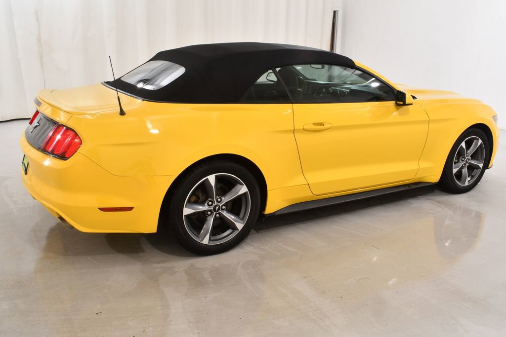 Used 2015 Ford Mustang Convertible w/ Equipment Group 051A RWD image 11
