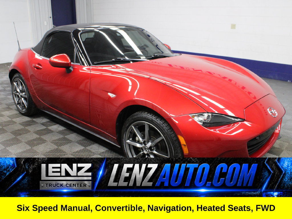 Used 2017 MAZDA MX-5 Miata Grand Touring RWD image 2