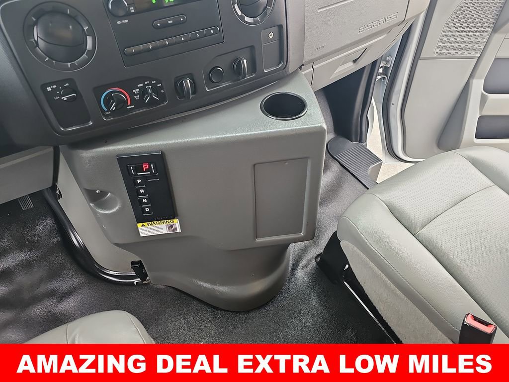 Used 2019 Ford E-450 and Econoline 450 Super Duty w/ Power Windows & Locks Group image 22