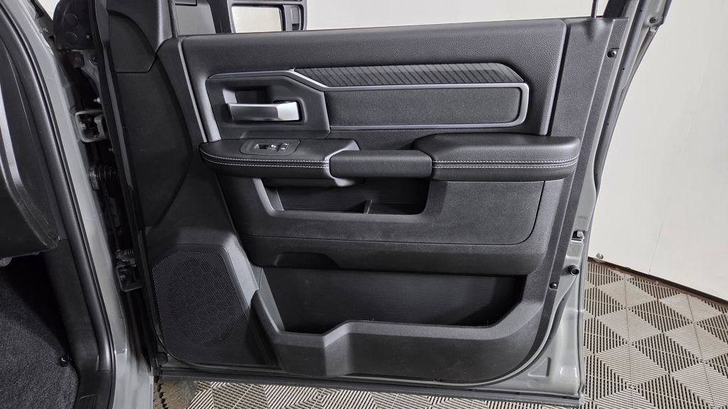 New 2026 RAM 2500 Big Horn AWD/4WD image 34