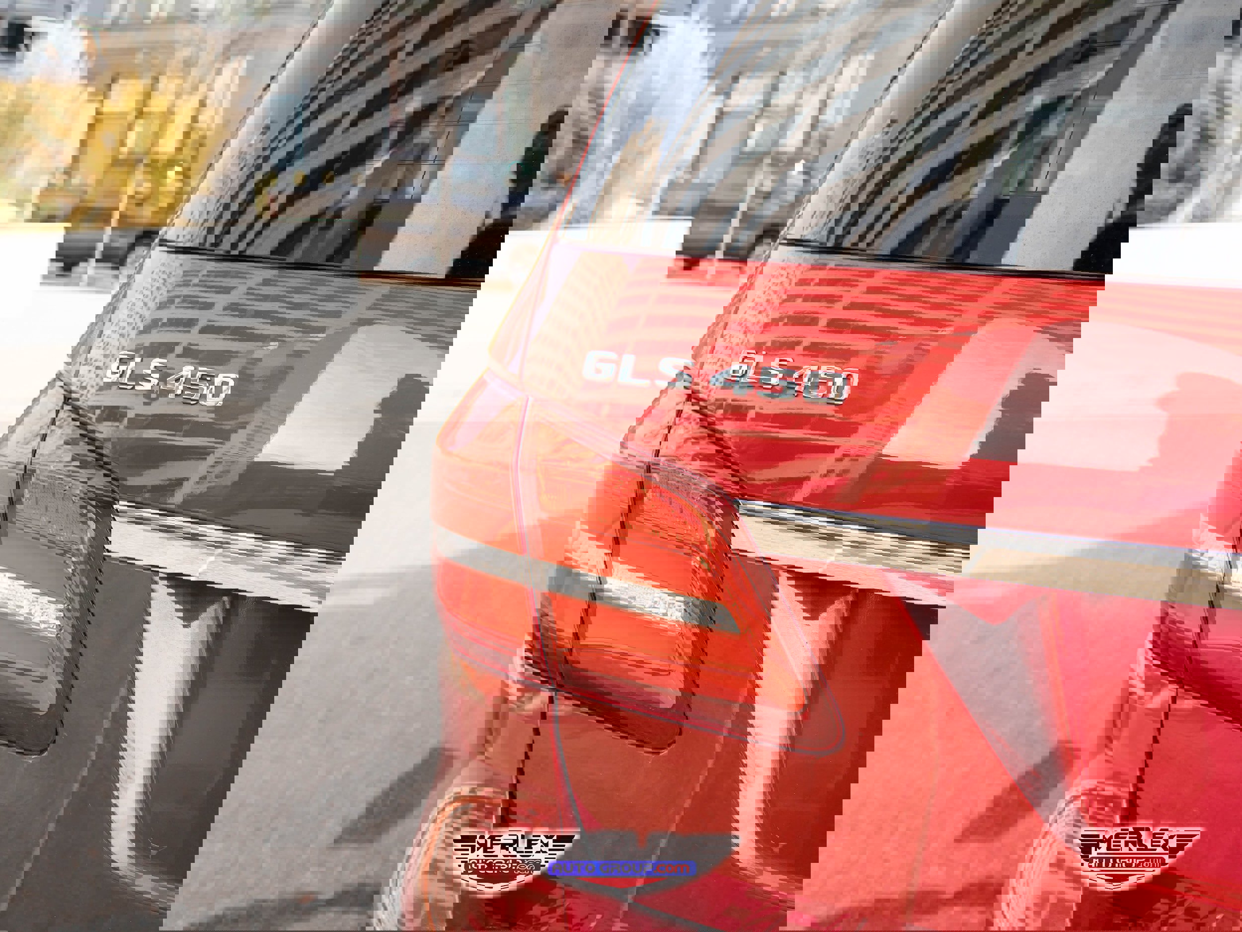 Used 2018 Mercedes-Benz GLS 450 4MATIC w/ Premium Package image 44