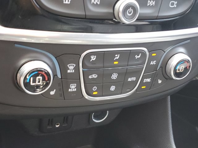 Used 2018 Chevrolet Traverse LT FWD image 31