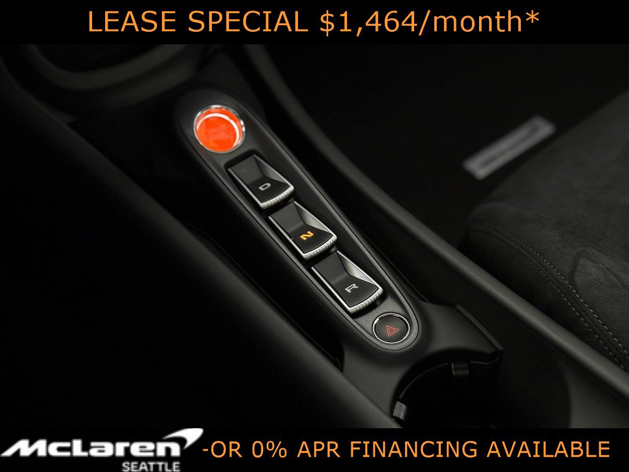 Used 2025 McLaren Artura Spider RWD image 12