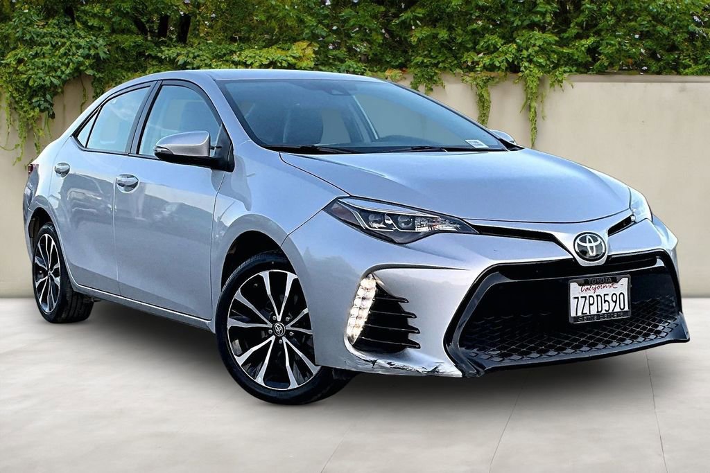 Used 2017 Toyota Corolla SE w/ Protection Package FWD image 1