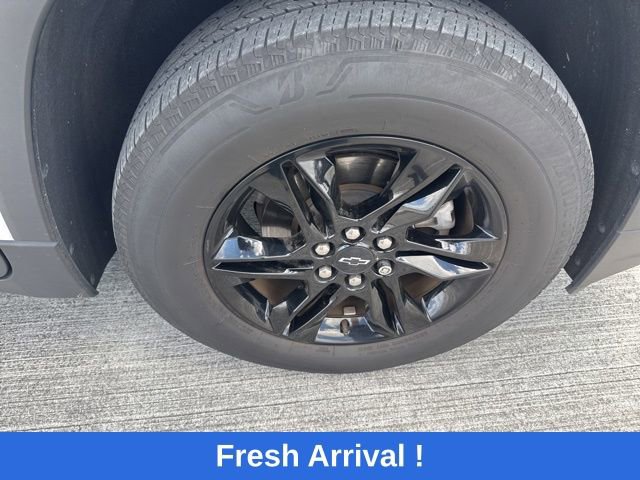 Used 2023 Chevrolet Traverse LT image 19