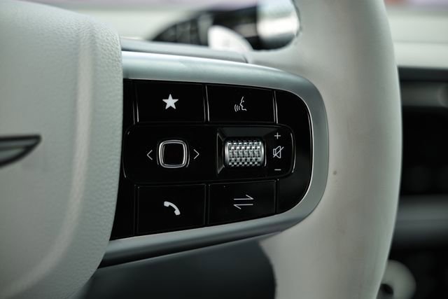 New 2026 Genesis GV70 2.5T Advanced AWD/4WD image 36