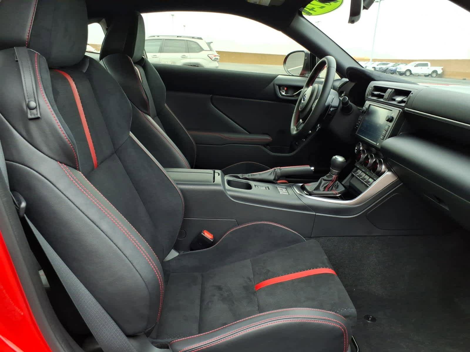 Certified 2024 Subaru BRZ Limited w/ Popular Package 2 image 18