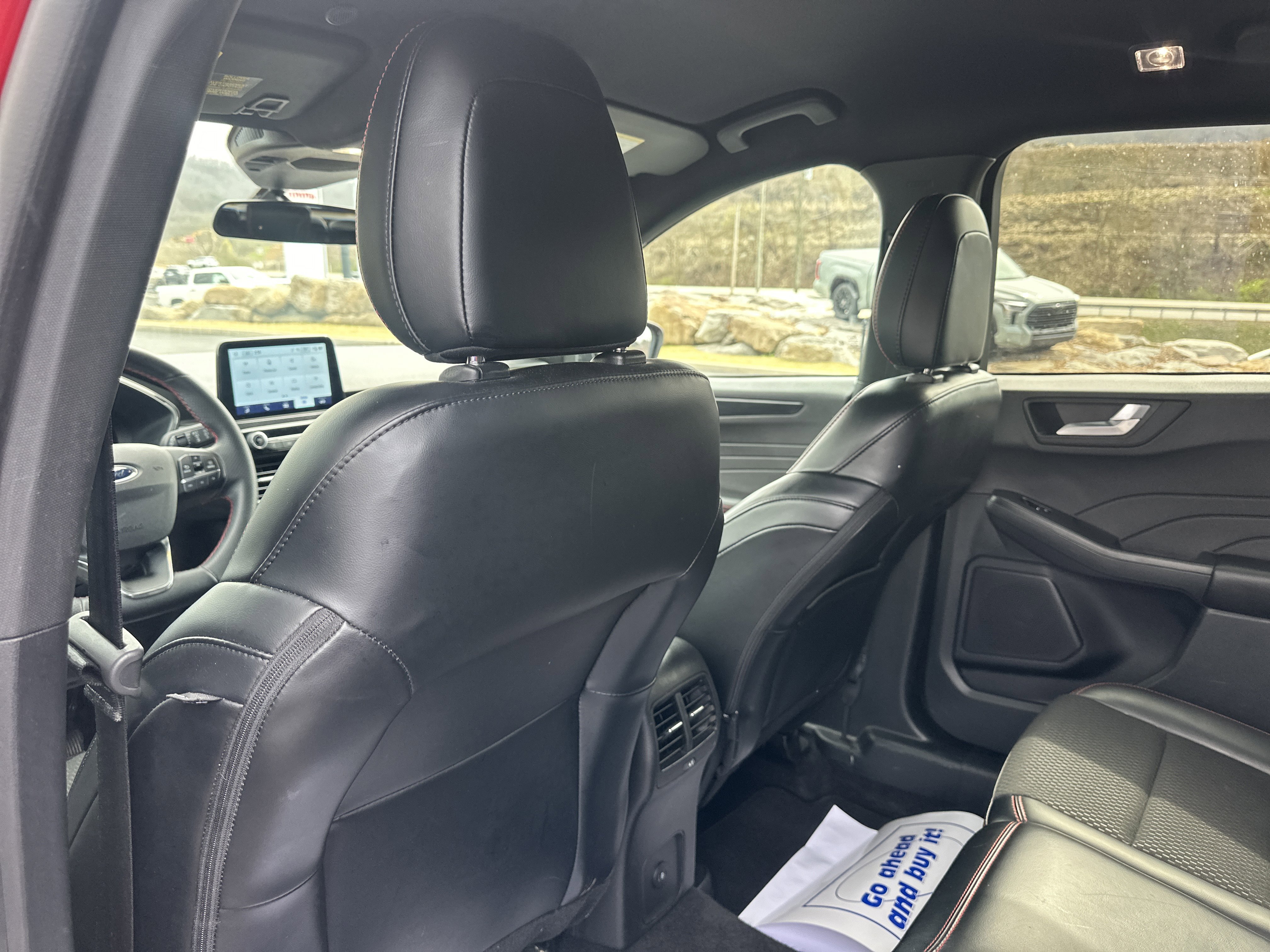 Used 2025 Ford Escape ST-Line image 19