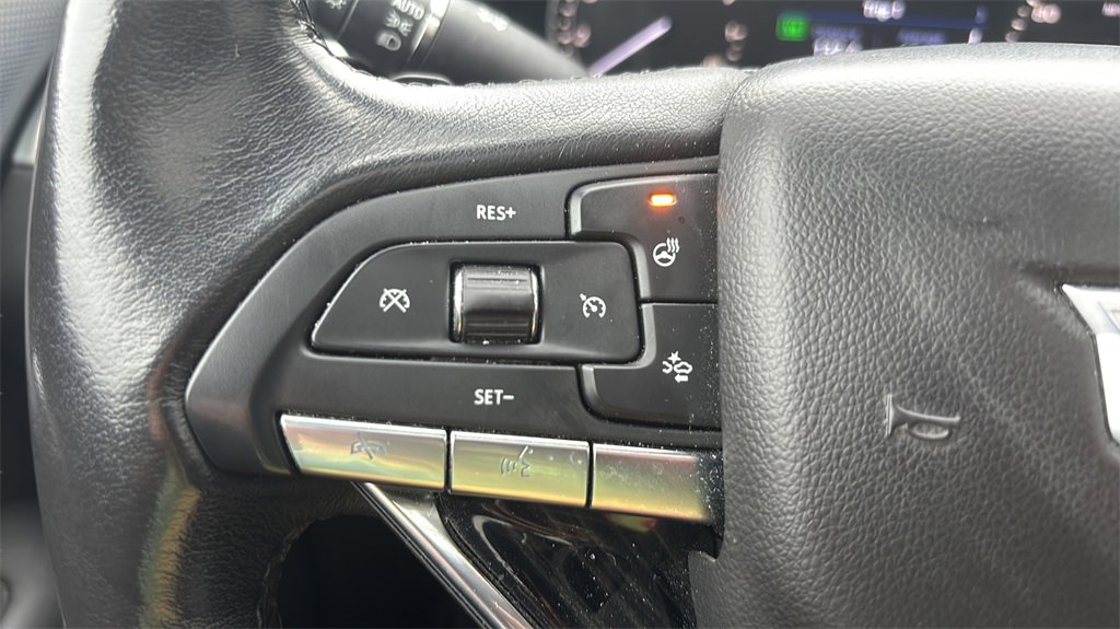 Used 2020 Cadillac XT6 Premium Luxury image 30