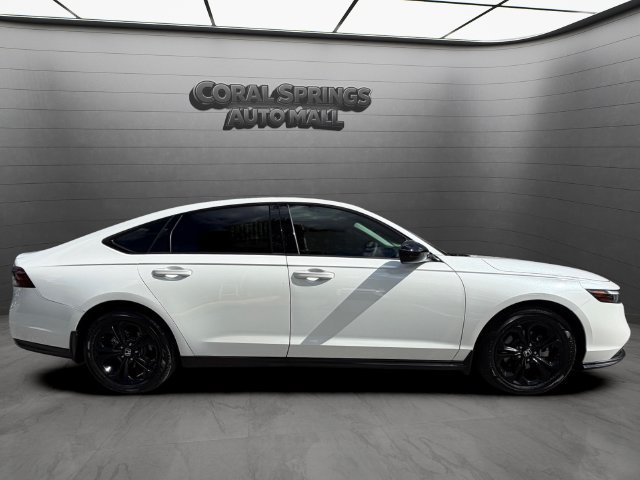 Used 2025 Honda Accord SE image 8
