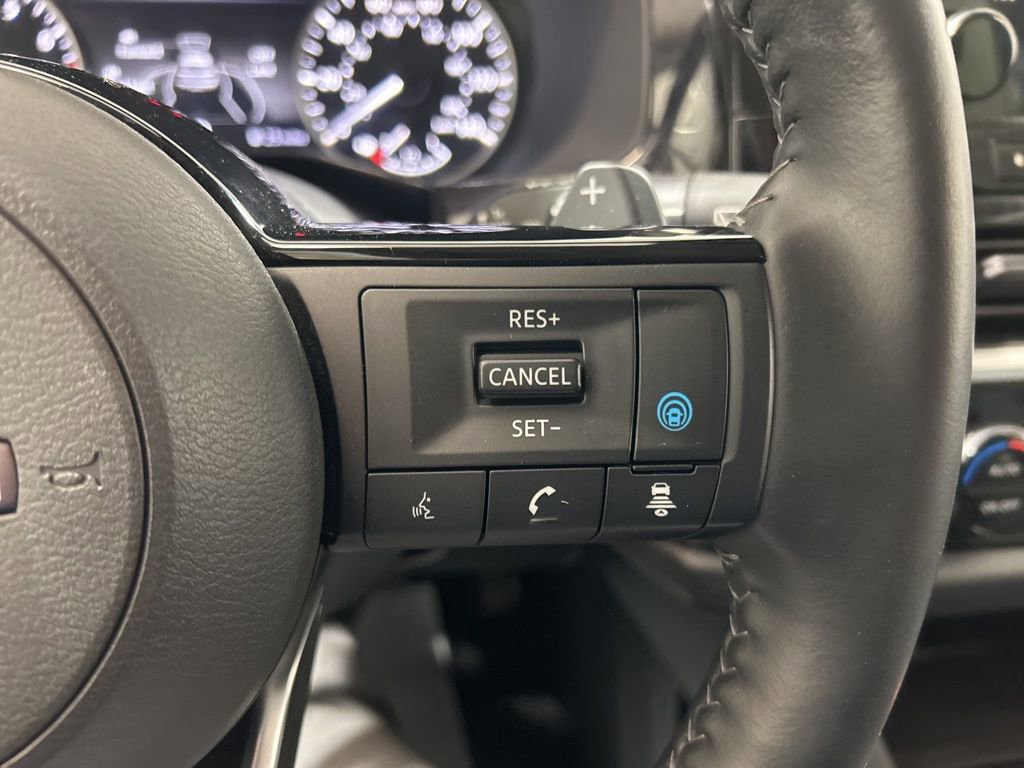 Used 2023 Nissan Pathfinder SL image 36