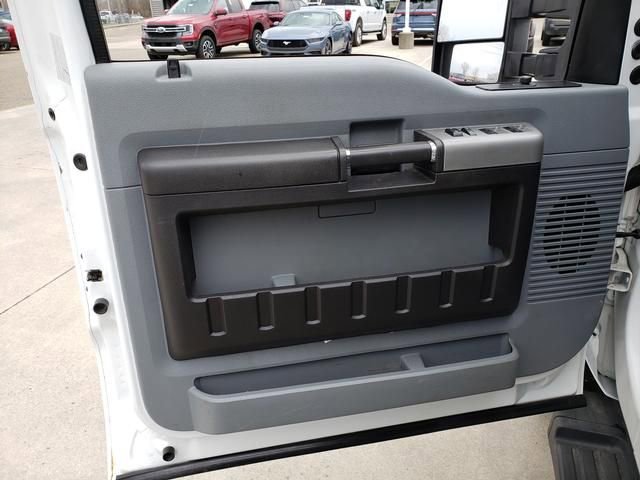 Used 2015 Ford F250 XLT w/ XLT Value Package image 12