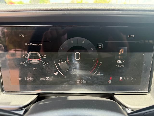 Used 2025 GMC Terrain Elevation AWD/4WD image 21